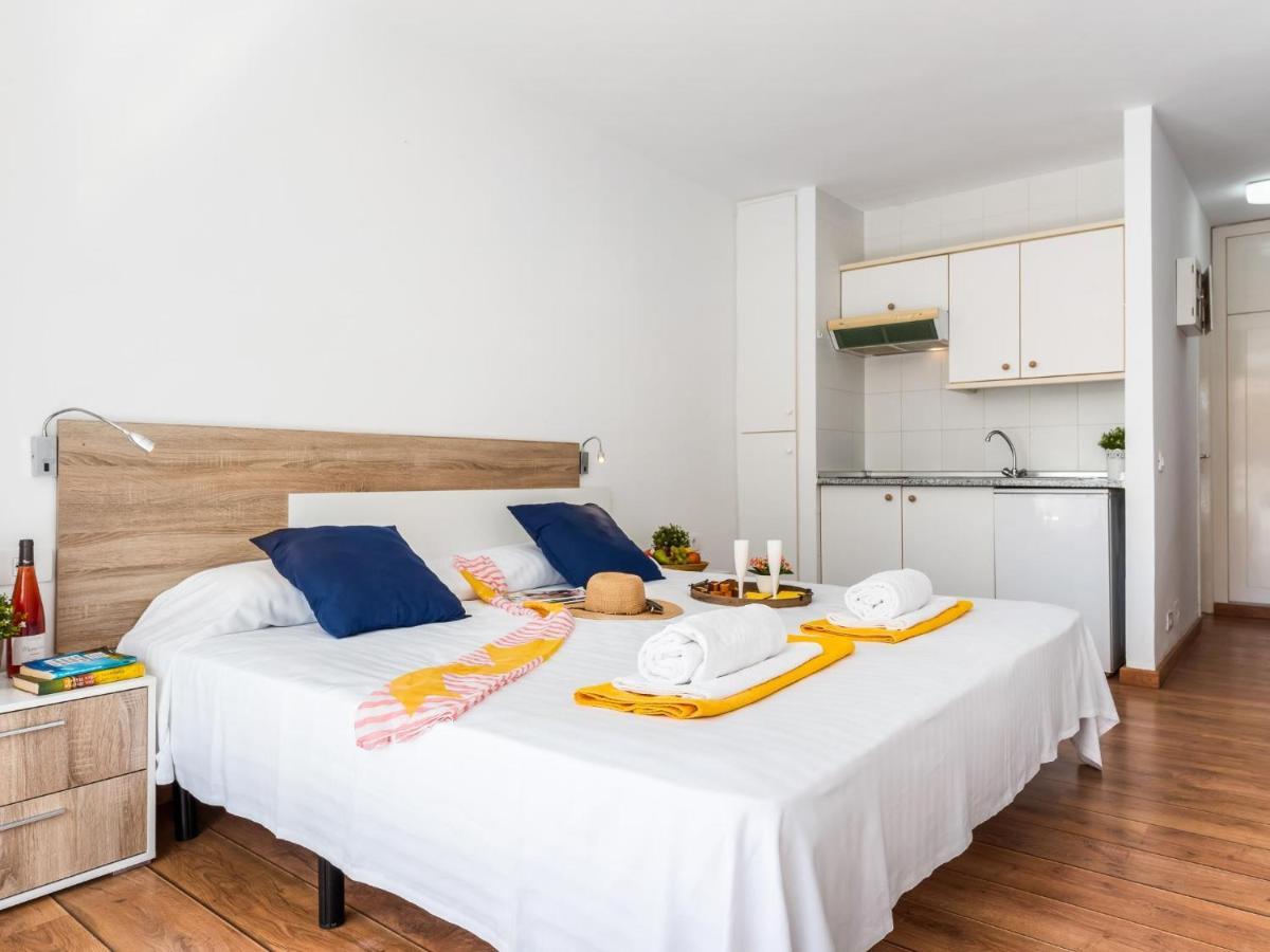 302 Modern, Light, Comfortable Studio With Swimming Pool Playa de las Américas Exterior foto